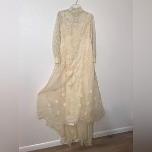 Priscilla’s of Boston Vintage Wedding Dress